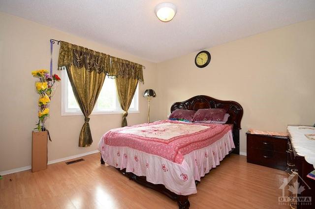 42 Saddle Crescent, House detached with 3 bedrooms, 4 bathrooms and 3 parking in Ottawa ON | Image 19