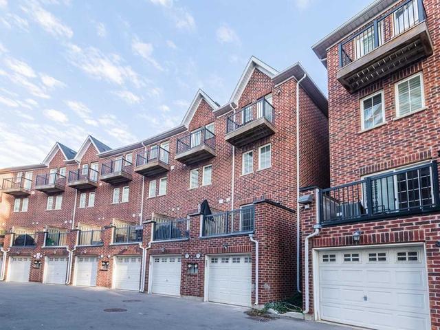 th36 - 99 The Queensway, Townhouse with 3 bedrooms, 2 bathrooms and 1 parking in Toronto ON | Image 17