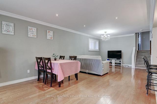 106 Rameau Dr, House detached with 3 bedrooms, 3 bathrooms and 3 parking in Toronto ON | Image 2