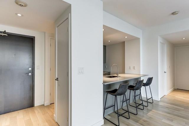 1004 - 285 Mutual St, Condo with 2 bedrooms, 1 bathrooms and 0 parking in Toronto ON | Image 21