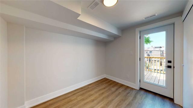 unit 2 - 320 Albany Ave, House detached with 2 bedrooms, 1 bathrooms and 1 parking in Toronto ON | Image 22