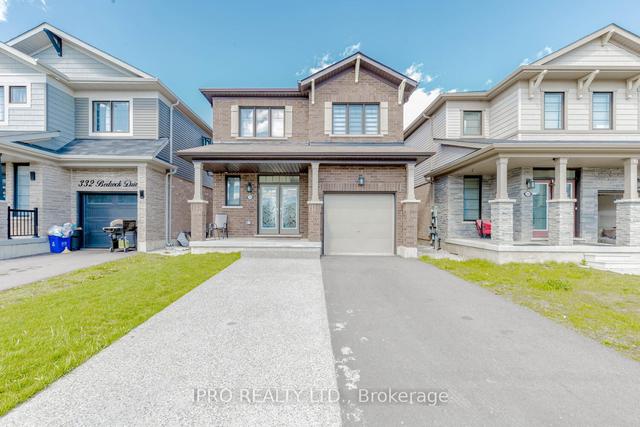 328 Bedrock Dr, House detached with 3 bedrooms, 4 bathrooms and 2 parking in Hamilton ON | Image 1