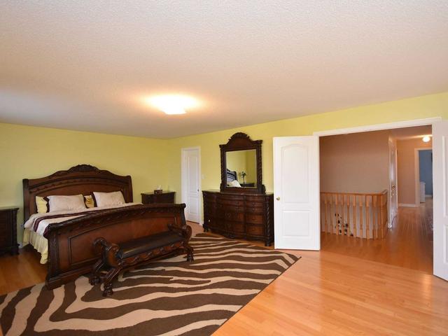 19 Kootenay Pl, House detached with 4 bedrooms, 5 bathrooms and 4 parking in Brampton ON | Image 9