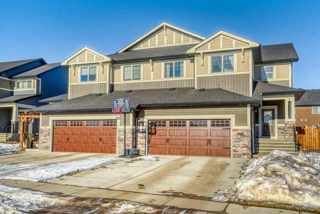 612 Edgefield Gate, Home with 4 bedrooms, 3 bathrooms and 4 parking in Wheatland County AB | Image 2