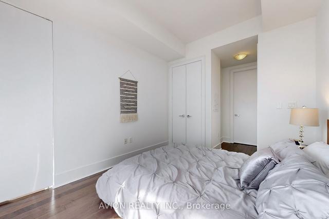 308 - 29 Queens Quay E, Condo with 1 bedrooms, 2 bathrooms and 1 parking in Toronto ON | Image 6
