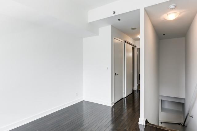 lph26 - 21 Nelson St, Condo with 1 bedrooms, 1 bathrooms and 1 parking in Toronto ON | Image 7
