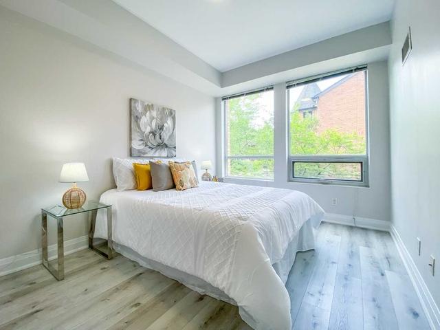 p105 - 25 Soho St, Townhouse with 2 bedrooms, 2 bathrooms and 1 parking in Toronto ON | Image 9