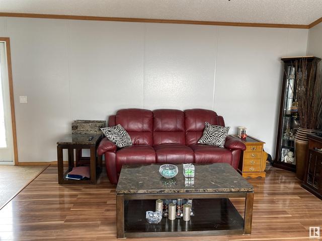 110 - 2251 50 St, Home with 3 bedrooms, 2 bathrooms and null parking in Drayton Valley AB | Image 23