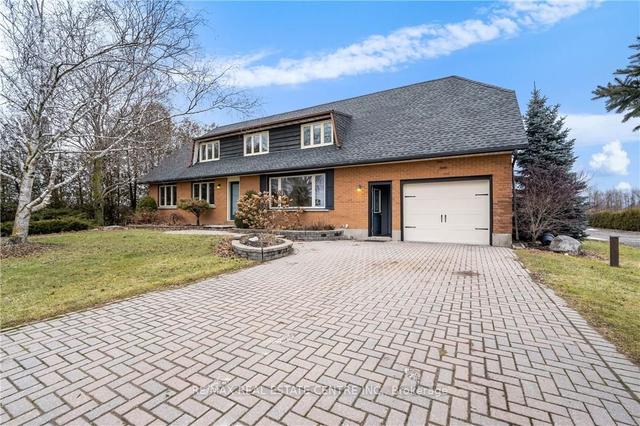 285687 Airport Rd, House detached with 4 bedrooms, 2 bathrooms and 7 parking in Norwich ON | Image 1