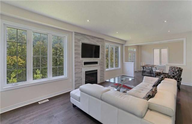 23 Monument Tr, House detached with 4 bedrooms, 4 bathrooms and 2 parking in Brampton ON | Image 6