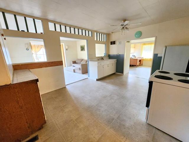 4804 49 Avenue, House detached with 2 bedrooms, 1 bathrooms and 2 parking in Thorhild County AB | Image 3