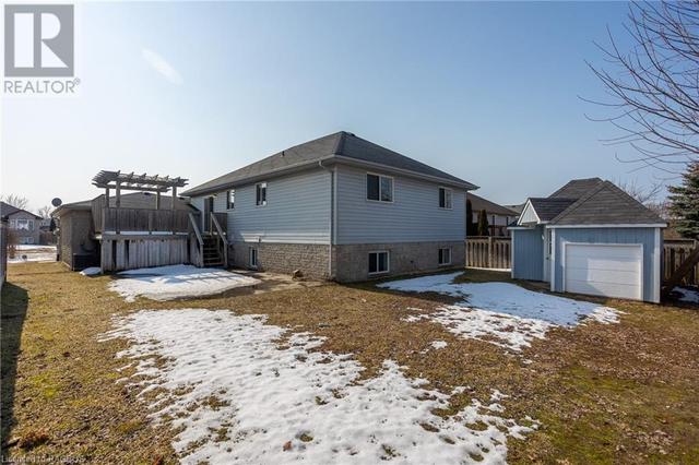 789 Oakwood Drive, House detached with 5 bedrooms, 2 bathrooms and 6 parking in Saugeen Shores ON | Image 2