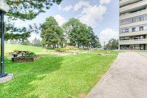 204 - 15 Kensington Rd, Condo with 2 bedrooms, 1 bathrooms and 1 parking in Brampton ON | Image 10