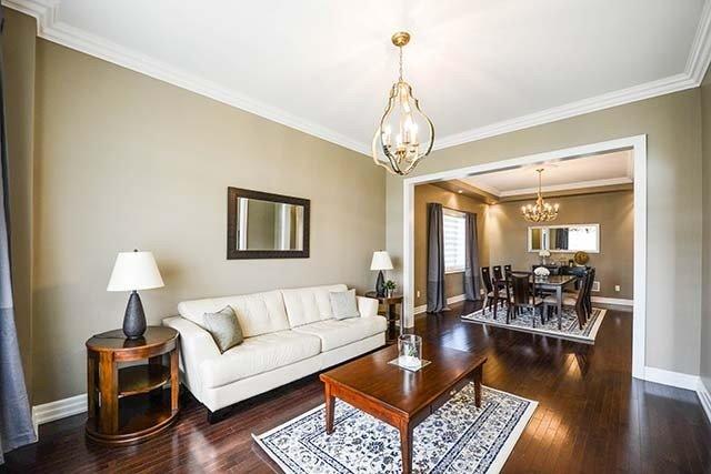 7 Calvados Cres, House detached with 5 bedrooms, 4 bathrooms and 9 parking in Brampton ON | Image 8