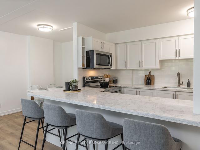 410 - 240 Markland Dr, Condo with 2 bedrooms, 1 bathrooms and 0 parking in Toronto ON | Image 28