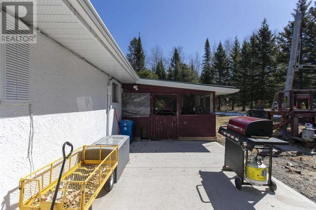 2093 Hwy 591, House detached with 3 bedrooms, 1 bathrooms and null parking in Thunder Bay, Unorganized ON | Image 26