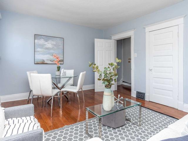 704 Dufferin St, House semidetached with 4 bedrooms, 4 bathrooms and 0 parking in Toronto ON | Image 5