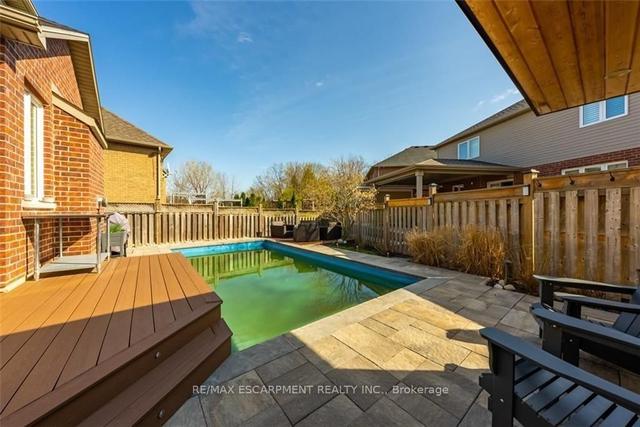 12 Jolliet St, House detached with 4 bedrooms, 3 bathrooms and 6 parking in Hamilton ON | Image 28