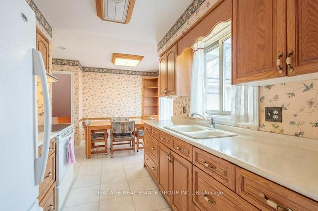 501 Bunting Rd, House detached with 2 bedrooms, 1 bathrooms and 4 parking in St. Catharines ON | Image 11
