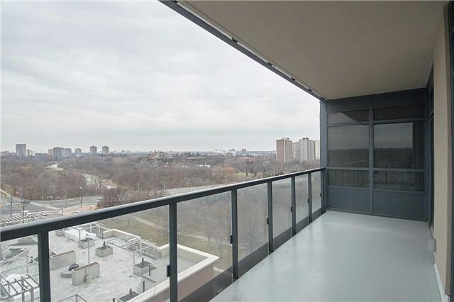 1003 - 35 Fontenay Crt, Condo with 1 bedrooms, 2 bathrooms and 1 parking in Toronto ON | Image 11