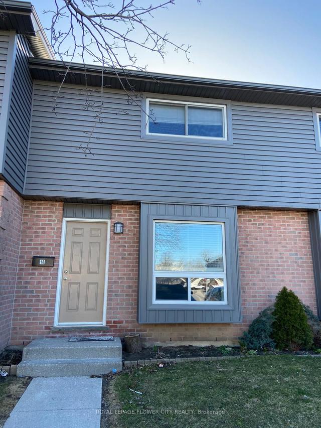 18 - 1443 Huron St, Townhouse with 3 bedrooms, 3 bathrooms and 1 parking in London ON | Image 1