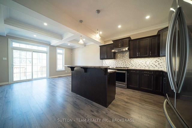 b - 112 Mount Pleasant St, House attached with 3 bedrooms, 3 bathrooms and 2 parking in Brantford ON | Image 31