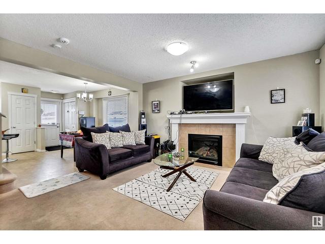 1416 70 St Sw, House detached with 3 bedrooms, 2 bathrooms and null parking in Edmonton AB | Image 1