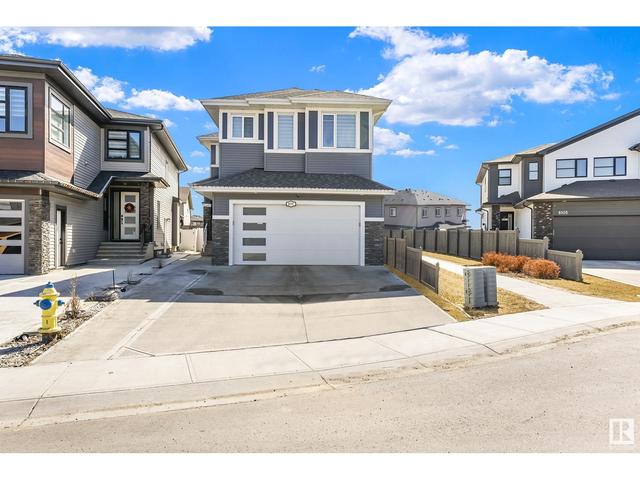 8037 174a Av Nw, House detached with 7 bedrooms, 4 bathrooms and null parking in Edmonton AB | Image 2