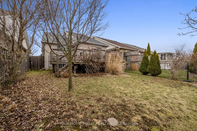 44 Doctor Moore Crt, House detached with 2 bedrooms, 1 bathrooms and 3 parking in Halton Hills ON | Image 9