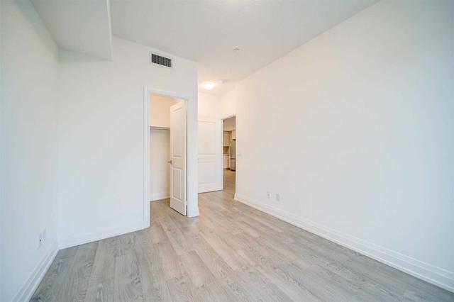 729 - 591 Sheppard Ave E, Condo with 2 bedrooms, 2 bathrooms and 1 parking in Toronto ON | Image 14