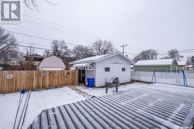 328 23rd Street E, House detached with 3 bedrooms, 2 bathrooms and null parking in Prince Albert SK | Image 30