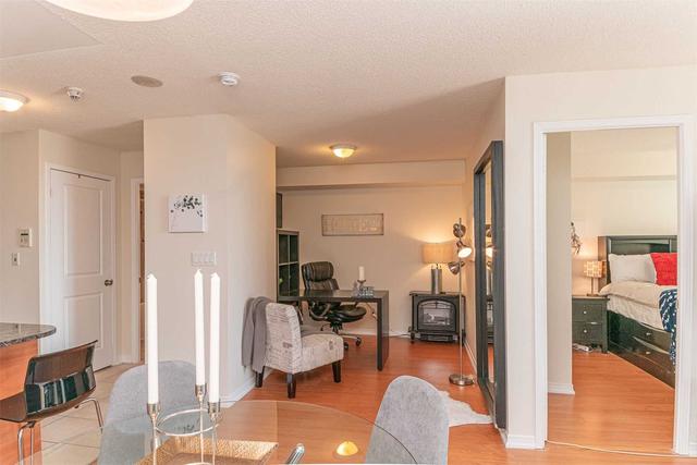 7i - 6 Rosebank Dr, Condo with 1 bedrooms, 1 bathrooms and 1 parking in Toronto ON | Image 8