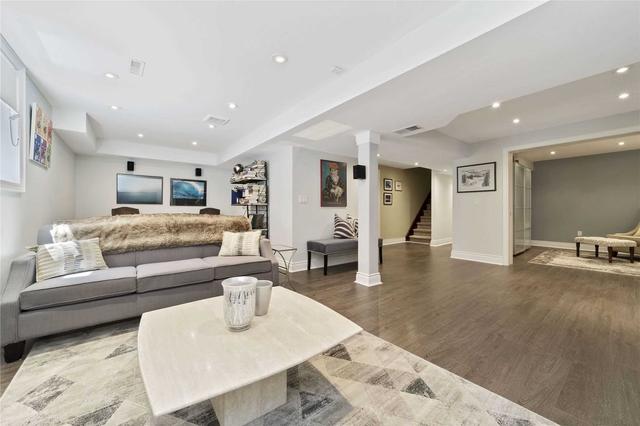 120 Westbury Crt, House attached with 4 bedrooms, 4 bathrooms and 6 parking in Richmond Hill ON | Image 20