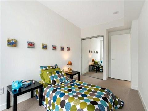 th07 - 19 Singer Crt, Townhouse with 3 bedrooms, 3 bathrooms and 1 parking in Toronto ON | Image 16