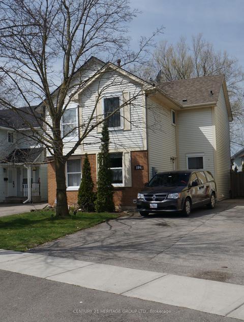 12 Enfield Cres, House semidetached with 3 bedrooms, 2 bathrooms and 2 parking in Brantford ON | Card Image