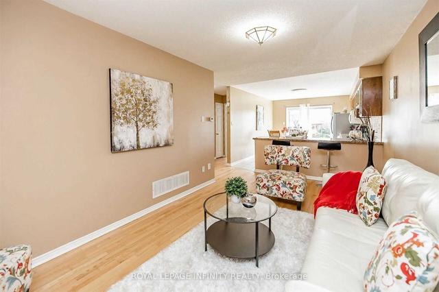 72 Mosley Cres, House detached with 2 bedrooms, 2 bathrooms and 5.5 parking in Brampton ON | Image 35