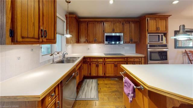 5339 Hwy 9 Highway, Home with 3 bedrooms, 2 bathrooms and null parking in Minto ON | Image 11