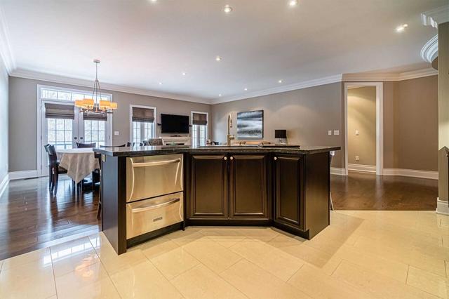 48 Beacon Hill Dr, House detached with 3 bedrooms, 3 bathrooms and 6 parking in Brampton ON | Image 40