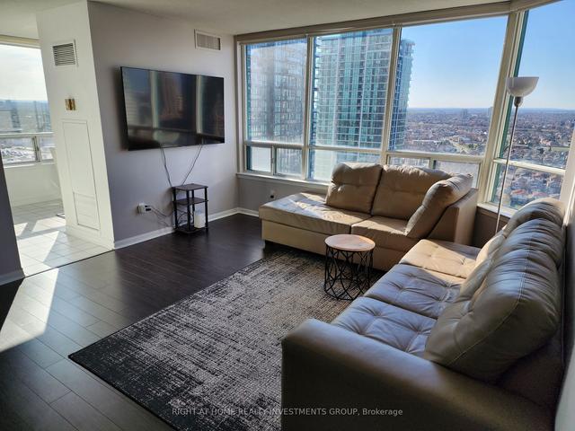 2410 - 550 Webb Dr, Condo with 2 bedrooms, 2 bathrooms and 1 parking in Mississauga ON | Image 2