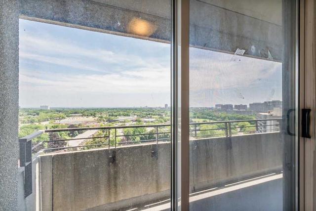 1401 - 1300 Mississauga Valley Blvd, Condo with 2 bedrooms, 2 bathrooms and 1 parking in Mississauga ON | Image 22