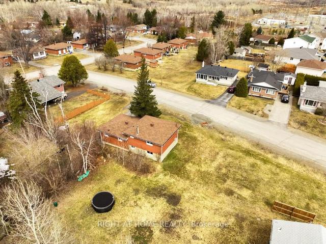 2141 Robin St, House detached with 3 bedrooms, 2 bathrooms and 6 parking in Greater Sudbury ON | Image 27
