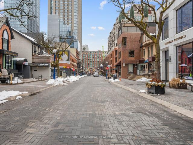 301 - 825 Church St, Condo with 2 bedrooms, 2 bathrooms and 1 parking in Toronto ON | Image 20