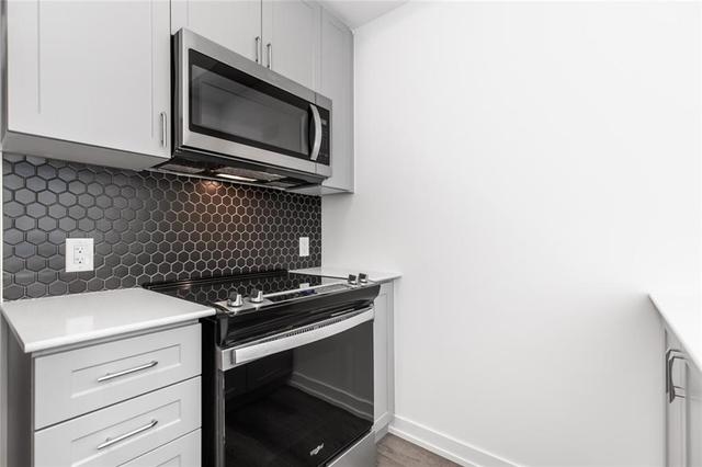 239 - 10 Mallard Trail, Condo with 1 bedrooms, 1 bathrooms and 1 parking in Hamilton ON | Image 6
