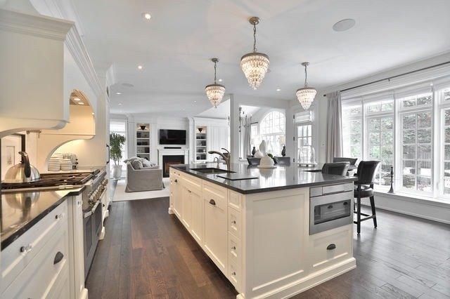 288 Gloucester Ave, House detached with 4 bedrooms, 5 bathrooms and 8 parking in Oakville ON | Image 16