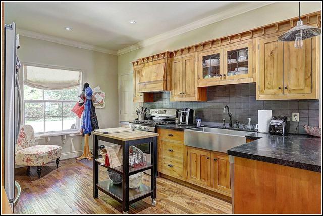 3070 Meyers Rd, House detached with 1 bedrooms, 3 bathrooms and 3 parking in Hamilton TP ON | Image 3