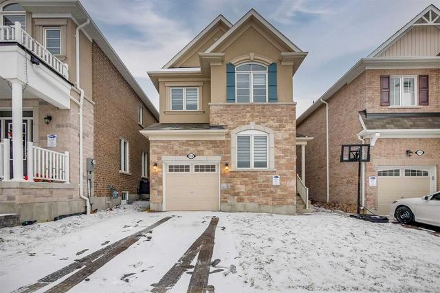1058 Cameo St, House detached with 4 bedrooms, 3 bathrooms and 3 parking in Pickering ON | Image 1