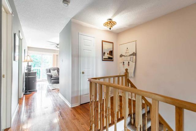 8 Harbour Dr, House semidetached with 2 bedrooms, 2 bathrooms and 3 parking in Hamilton ON | Image 16