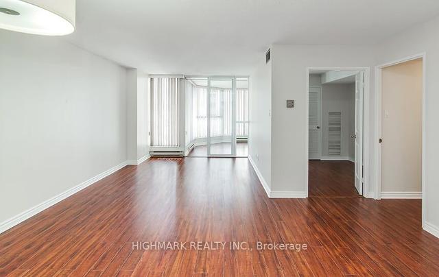 703 - 55 Centre Ave, Condo with 2 bedrooms, 2 bathrooms and 1 parking in Toronto ON | Image 11