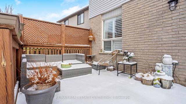 703 Fairway Crt, House detached with 3 bedrooms, 3 bathrooms and 3 parking in Kitchener ON | Image 22