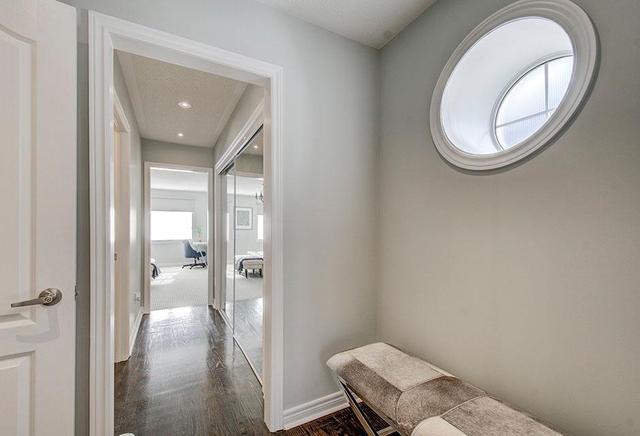 37 Mcbride Lane, Townhouse with 3 bedrooms, 3 bathrooms and 2 parking in Toronto ON | Image 14